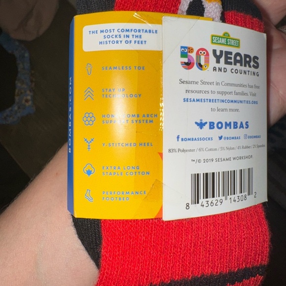 Bombas x Sesame Street Elmo NEW Tall Seamless Children’s Socks Size Small - Picture 4 of 4